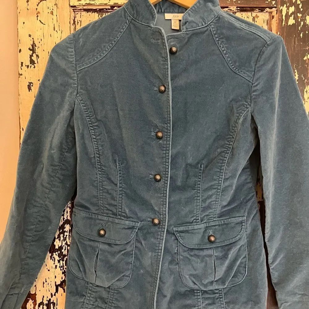 J.Jill women’s stretch velvet Blue military inspired jacket. Size 2 Petite .